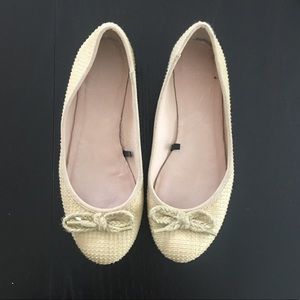 Women’s Beige Ballet Flats